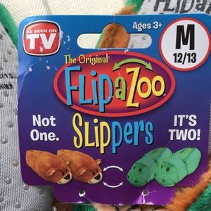 FlipAZoo Kids Slippers=👕